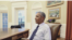 Barack Obama în Biroul Oval, imagine din clipul video postat astăzi de Casa Albă