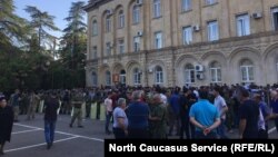 Иллюстрационное фото (митинг в Сухуми 21 мая 2019 г.)
