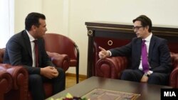 Премиерот Зоран Заев и претседателот Стево Пендаровски.