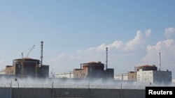 A zaporizzsjai atomerőmű az orosz ellenőrzés alatt álló Enerhodarban 2022. augusztus 30-án