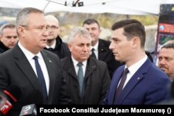 Premierul Nicolae Ciucă, președintele Consiliului Județean, Ionel Bogdan, și ministrul de Interne, Lucian Bode, în județul Maramureș la o conferință de presă.