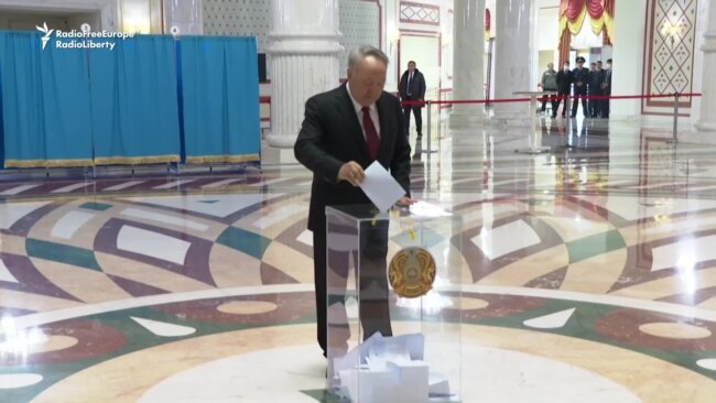 Kazakhstan's Retired Leader Votes In Early Presidential Election