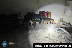 A cellar in Kherson that Ukraine's SBU says was used for torture.