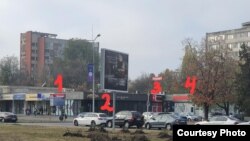 Un complex comercial din Drumul Taberei, București, unde se află patru săli cu jocuri de noroc sau pariuri sportive și o loterie.