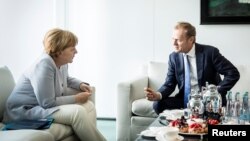 Angela Merkel və Donald Tusk