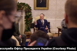 Президент США Джо Байден отвечает на вопросы журналистов в ходе встречи с президентом Украины Владимиром Зеленским в Белом доме. Вашингтон, США. 21 декабря 2022 года