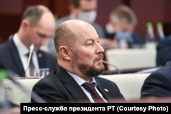 Асгат Сафаров