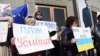 Ukrainians and Russians hold an anti-war protest in Yerevan’s Freedom Square as Russian President Vladimir Putin visits the Armenian capital for a CSTO summit. November 23, 2022.