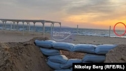 Огневая точка на пляже в поселке Межводное Черноморского района. 2022 год