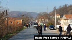 Lokalni Srbi na barikadama u selu Rudare opštine Zvečan, sever Kosova, 20. decembar 2022.