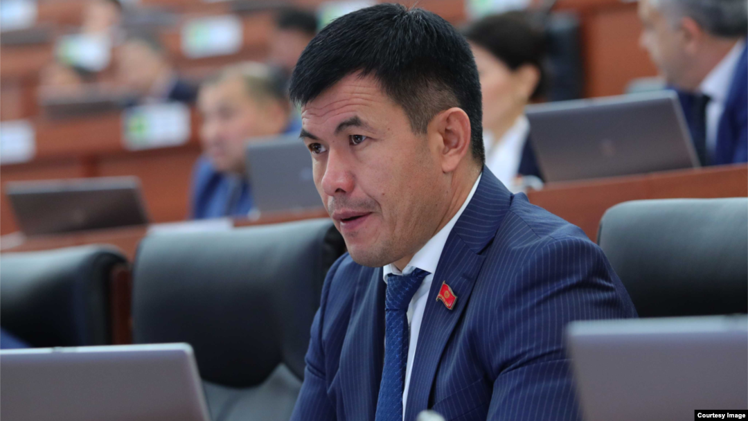 Өмүрбек Бакиров.