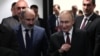 Nikol Paşinyan və Vladimir Putin (Arxiv fotosu)