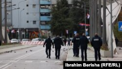 Pjesëtarë të Policisë së Kosovës në Mitrovicë. Fotografi nga arkivi. 