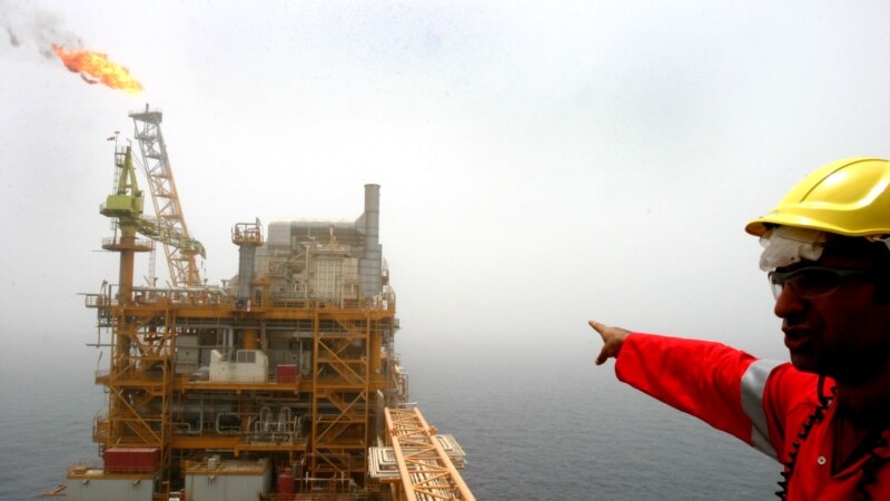 آژانس بین‌المللی انرژی: تولید روزانه نفت ایران به ۳.۳ میلیون بشکه رسید