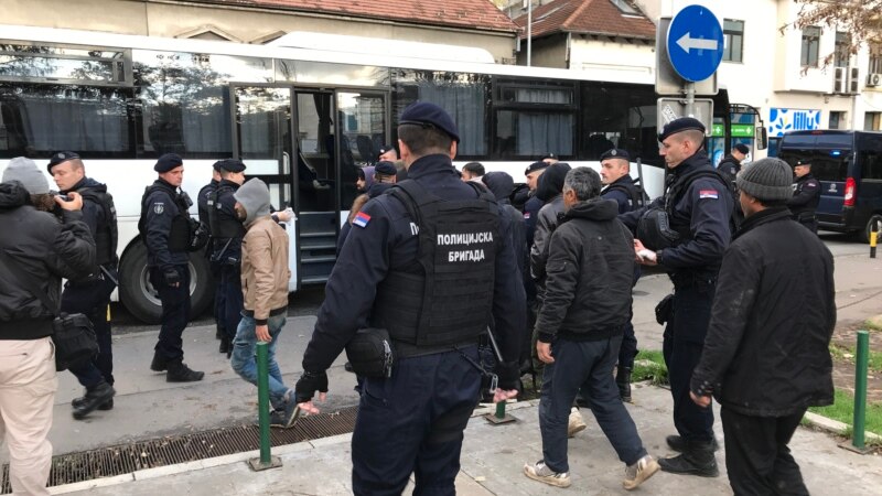 Policija Srbije: Šest migranata povređeno, nađeno oružje