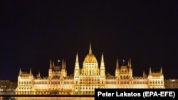 A new schedule published on the Hungarian parliament's website has pushed back the vote on NATO by a further two weeks. (file photo)
