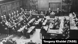 Нюрнбэрскі працэс, кастрычнік 1945 году