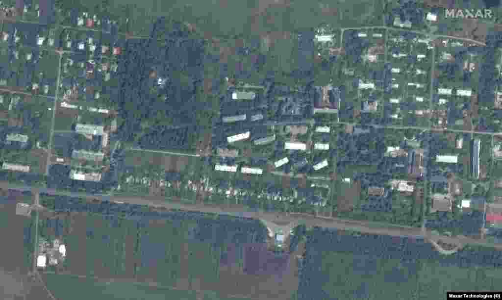 Супутникове фото передмістя Бахмута 1 серпня 2022 року. Satellite image &copy;2023 Maxar Technologies