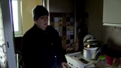 Tragovi pljačke i razaranja u oslobođenom ukrajinskom selu