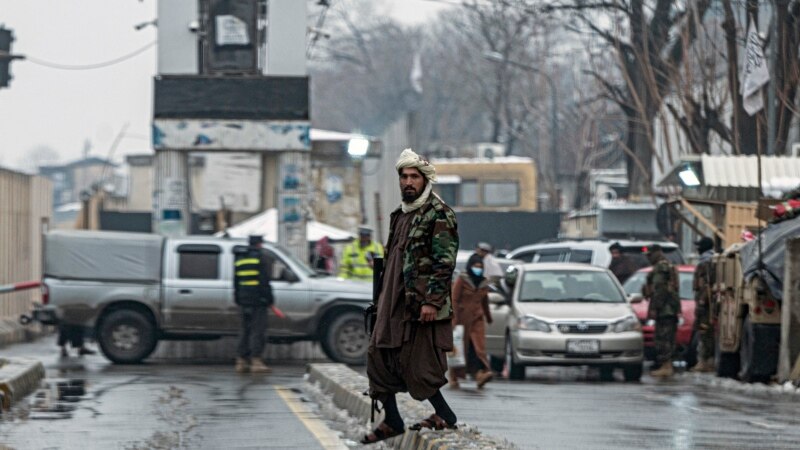 Кабулда ТИМ имаратынын алдында жанкечти өзүн жардырды