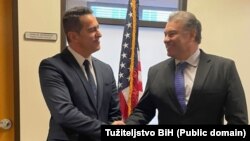 Glavni tužitelj Tužiteljstva BiH, Milanko Kajganić, sa Gabrielom Escobarom, zamjenikom podsekretara State Departmenta i Specijalnim izaslanikom SAD za Zapadni Balkan, u Vašingtonu