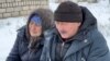 Бүркіт пен Күлсім Жұбаназаровтар 2022 жылы Қаңтар оқиғасы кезінде Ақтөбеде оққа ұшқан ұлы Русланбектің бейітіне келіп тұр. Мөңке би ауылы, Шалқар ауданы, Ақтөбе облысы, 3 қаңтар 2023 жыл.