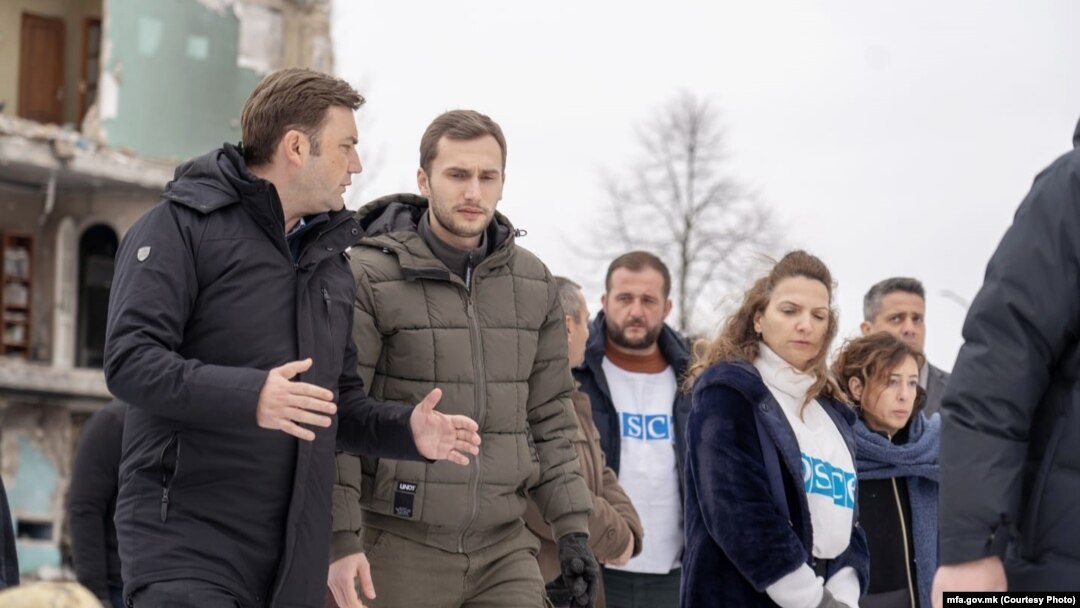 Министерот Бујар Османи во градот Бородјанка, на првиот ден од посетата на Украина како претседавач со ОБСЕ, 16 јануари 2023