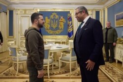 Министр иностранных дел Великобритании Джеймс Клеверли и президент Украины Владимир Зеленский. Киев, 25 ноября 2022