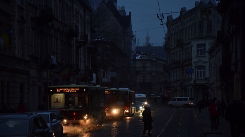 Șase milioane de ucraineni, încă fără electricitate. În estul și sud-estul Ucrainei, lupte crâncene