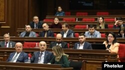 Armenia - Deputies from the ruling Civil Contract party attend a parliament session in Yerevan, December 9, 2022.