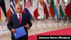 Az orosz olajat érintő intézkedésekről szóló brüsszeli egyeztetésre érkezik Orbán Viktor kormányfő 2022. május 30-án.
