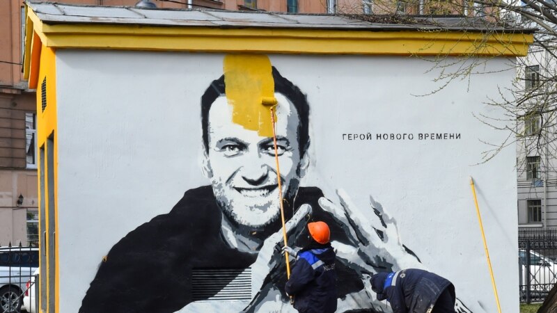 Avokatët rusë i bëjnë thirrje Putinit të ndalë “torturën” ndaj Navalnyt
