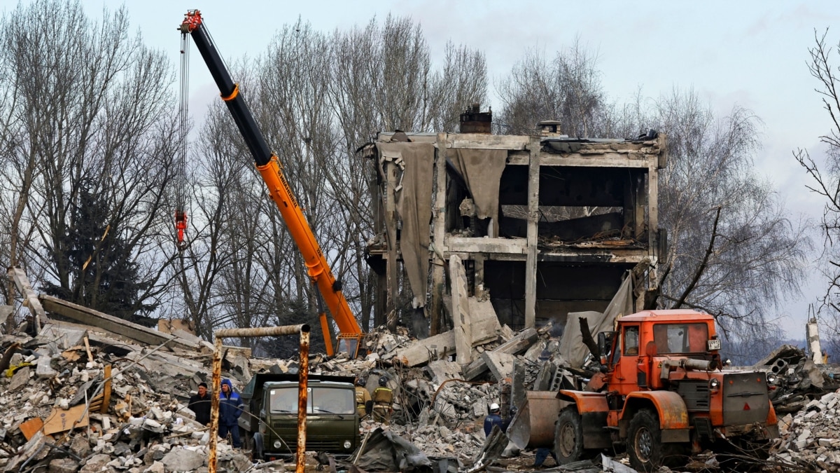 Руки вместо денег? Почему кавказским регионам поручили восстановление  оккупированных территорий Украины