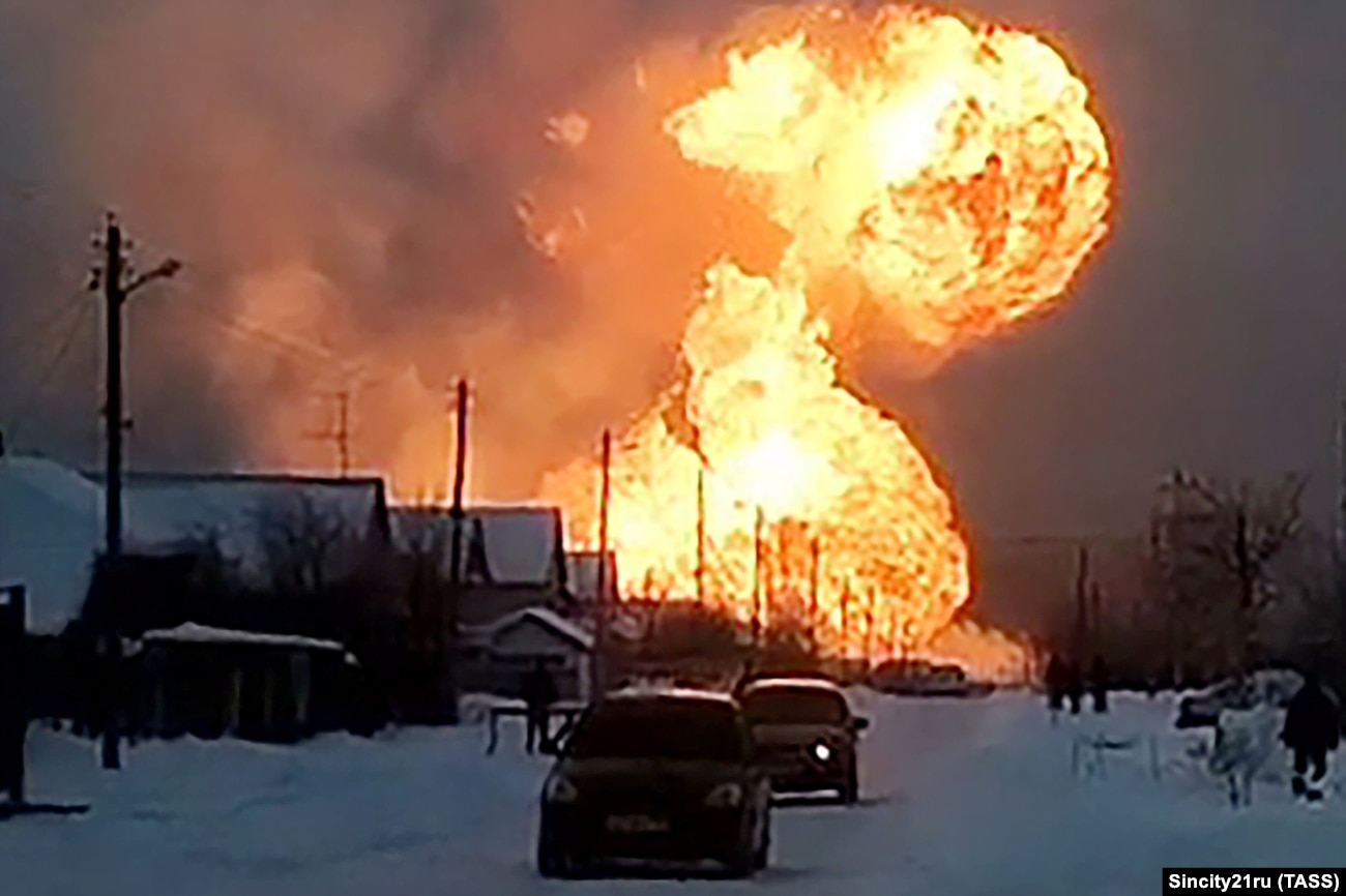A fire at a section of a gas pipeline at a village in Russia's Chuvash Republic on December 20. The pipeline runs to Ukraine. The blaze is one of scores that have broken out across Russia since the country's February 2022 invasion of Ukraine.
