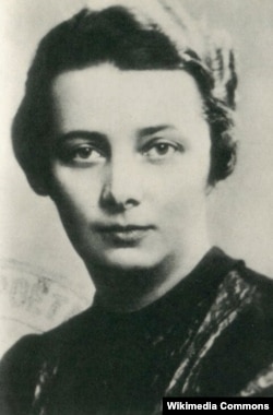 Галина Кузнецова, Париж, 1934 год