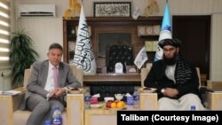 دیدار مارکس پوتزل معاون دفتر هیئت معاونت ملل متحد در افغانستان با سرپرست وزارت امر به معروف و نهی از منکر حکومت طالبان در کابل