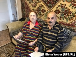Бабушка и дедушка осужденного к пожизненному заключению Владислава Челаха. Караганда, декабрь 2022 года