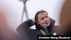 Ґрета Тунберґ під час екологічного протесту в Німеччині