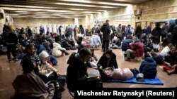 Граѓани на Киев во скривница 