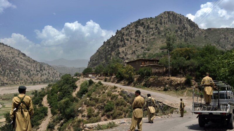 یک پولیس پاکستان در نتیجه حمله مسلحانه در نزدیکی سرحد با افغانستان کشته شد