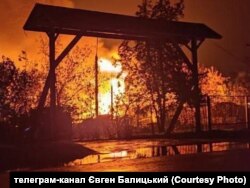 Пожежа після влучань у готельно-ресторанний комплекс в Мелітополі, 10 грудня 2022 року