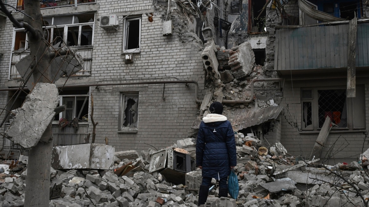 Rebuilding Ukraine After Russian Invasion Will Cost $500-600 Billion ...