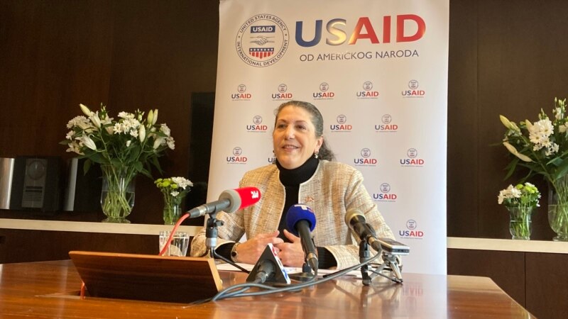 USAID poručio da ne uslovljava svoju pomoć Srbiji