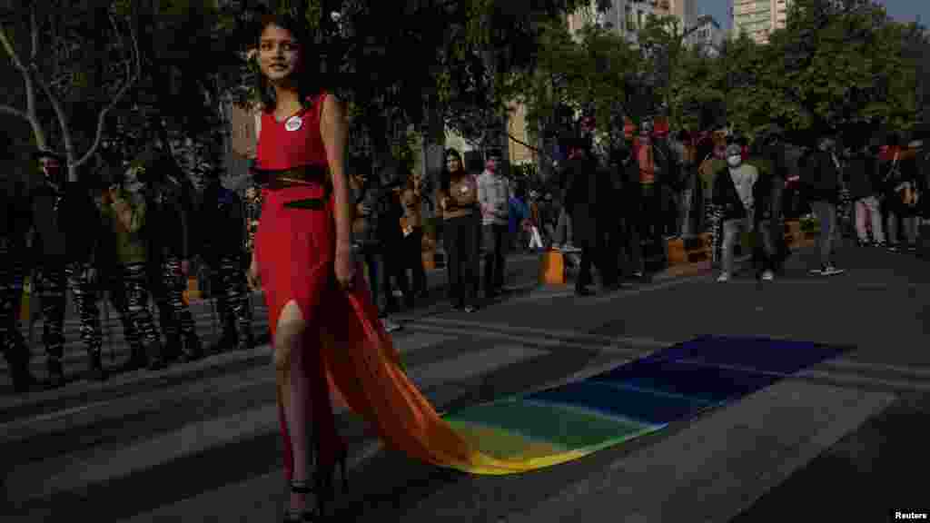 U indijskim sudovima sve više stižu zahtevi za legalizaciju homoseksualnih brakova.