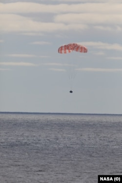 Прывадненьне касьмічнага карабля Orion падчас місіі Artemis I, сьнежань 2022 году