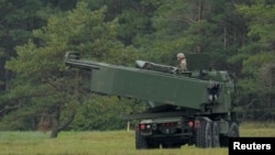 Амэрыканская сыстэма A M142 High Mobility Artillery Rocket System (HIMARS) ва Ўкраіне.