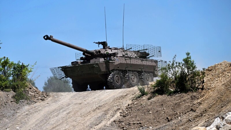 Francuska šalje Ukrajini 'ubice tenkova', borbena oklopna vozila 