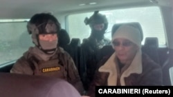Кадър от видеоклип показва Матео Месина Денаро, най-издирвания мафиотски бос в страната, след като е бил арестуван, 16 януари 2023 г. 