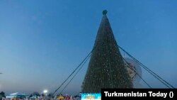 New Year tree in Ashgabat