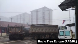Косово: Барикада во Северна Митровица